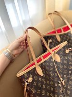 کیف  neverfull طرح lv استر راه راه ارجینال - Image 3